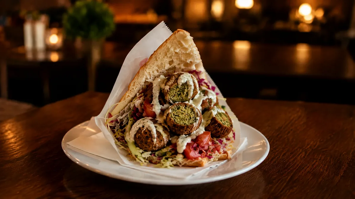 Falafel im Brot